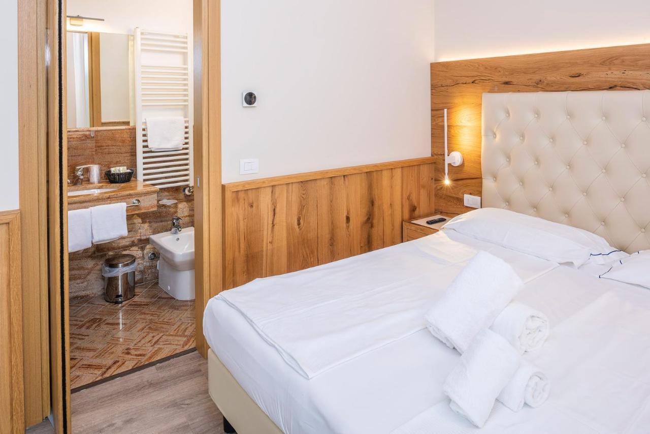 Du Parc Hotel 4*