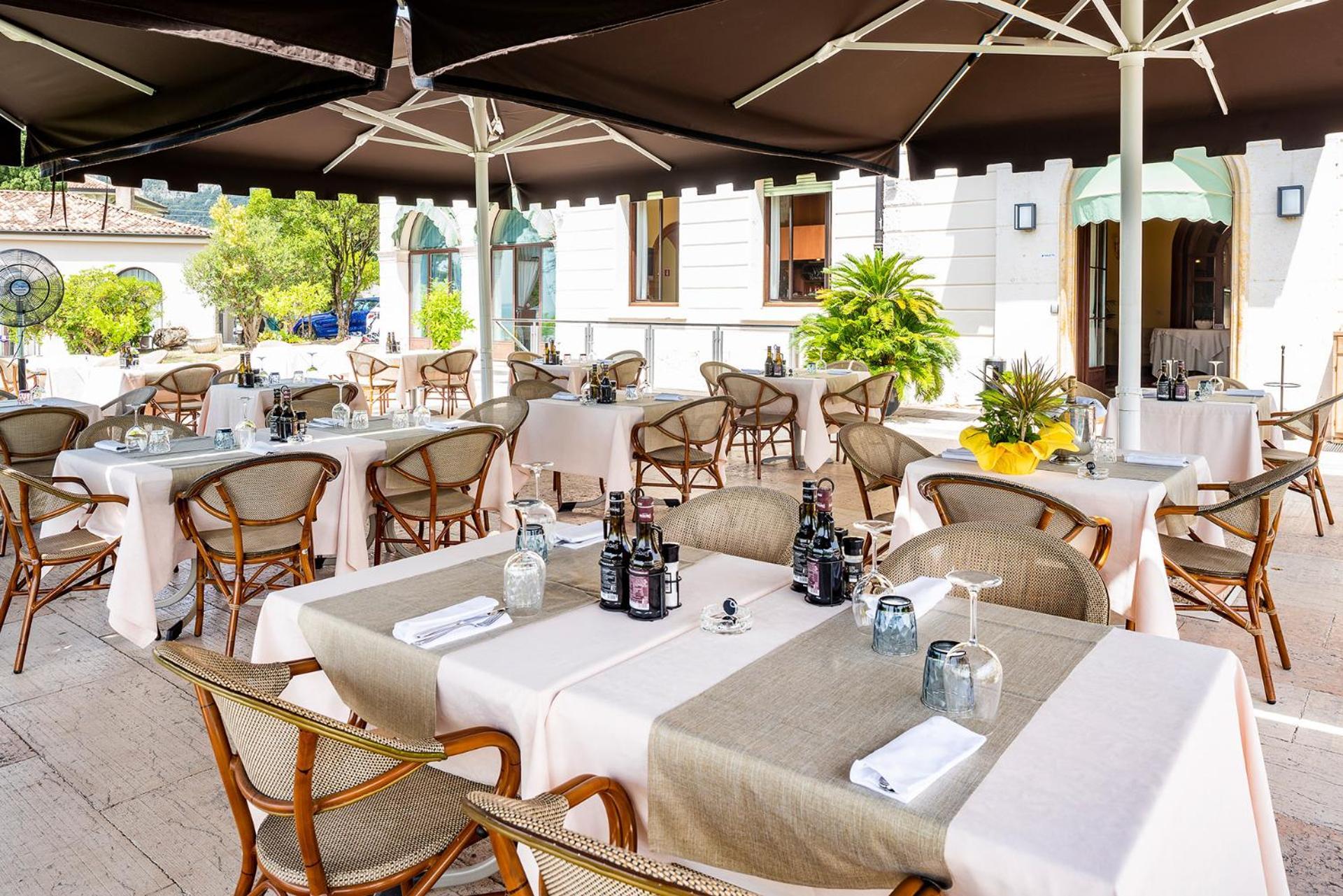 Hotel Du Parc 4*