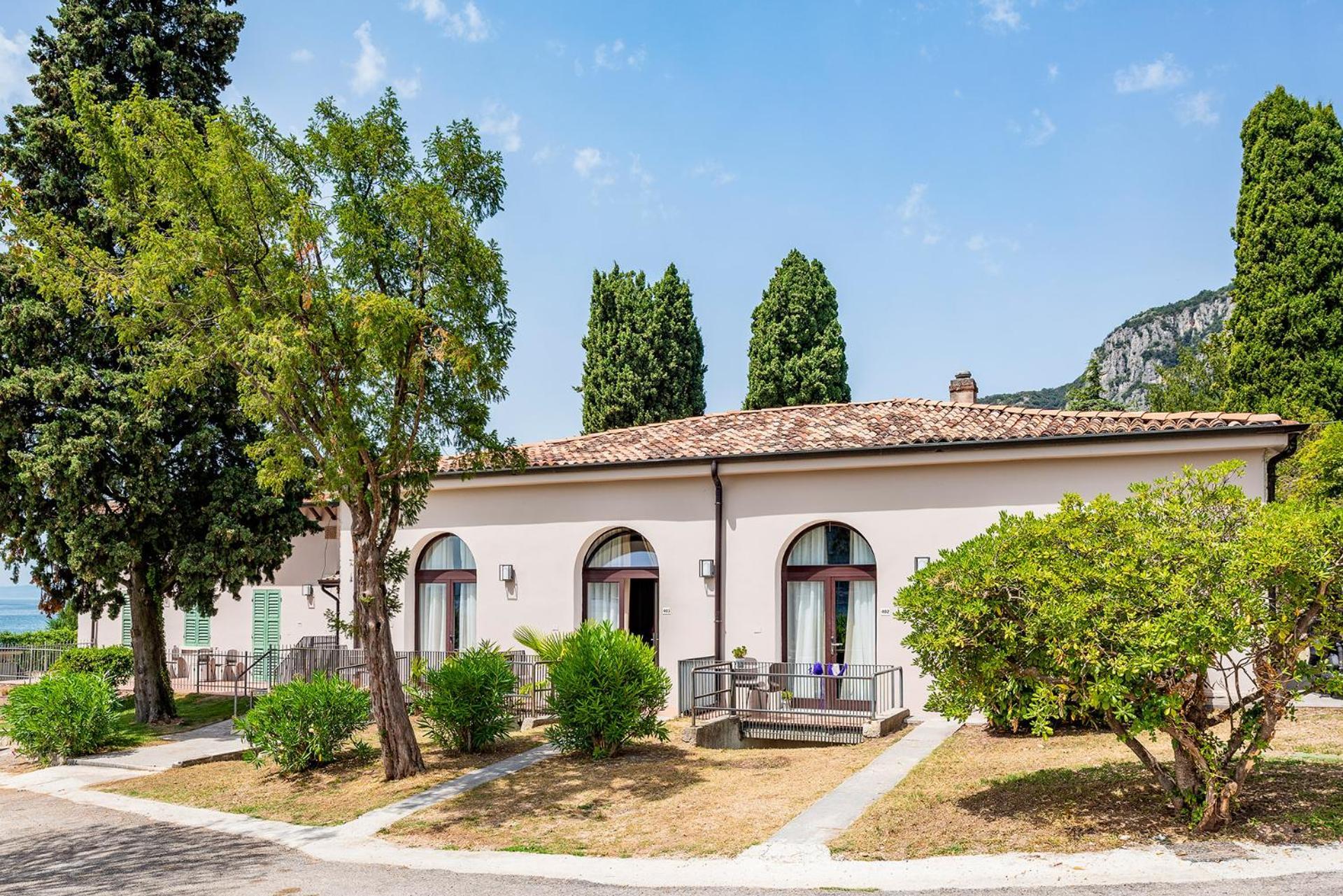 Du Parc 4*