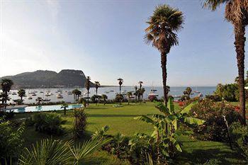 Hotel Du Parc 4*