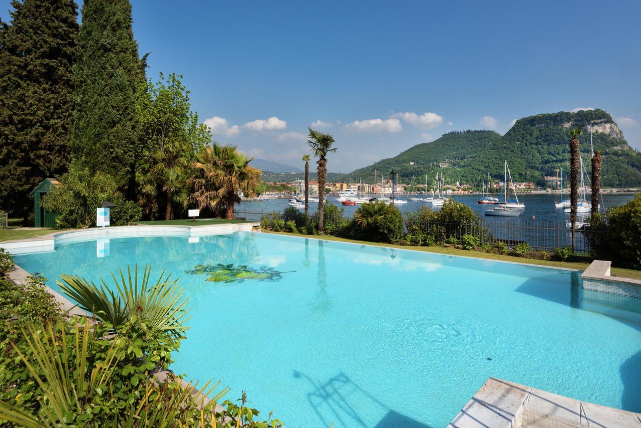 Du Parc Hotel 4*